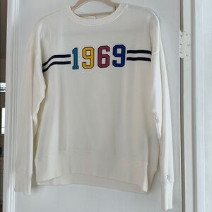 GAP Cream Crewneck Sweater with Colorful 1969 Design.Unisex